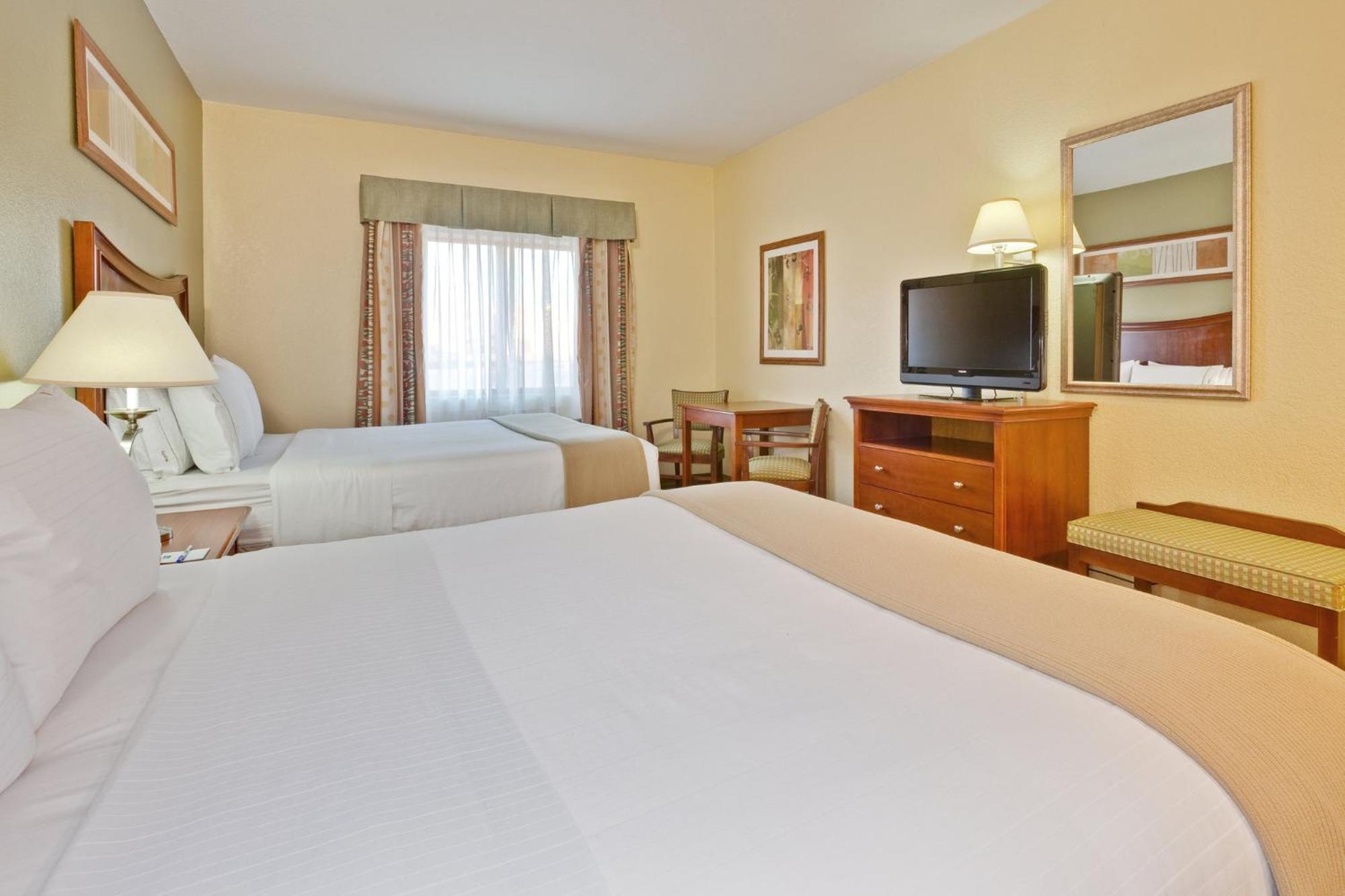 Holiday Inn Express Winfield - Teays Valley, An Ihg Hotel Hurricane Dış mekan fotoğraf