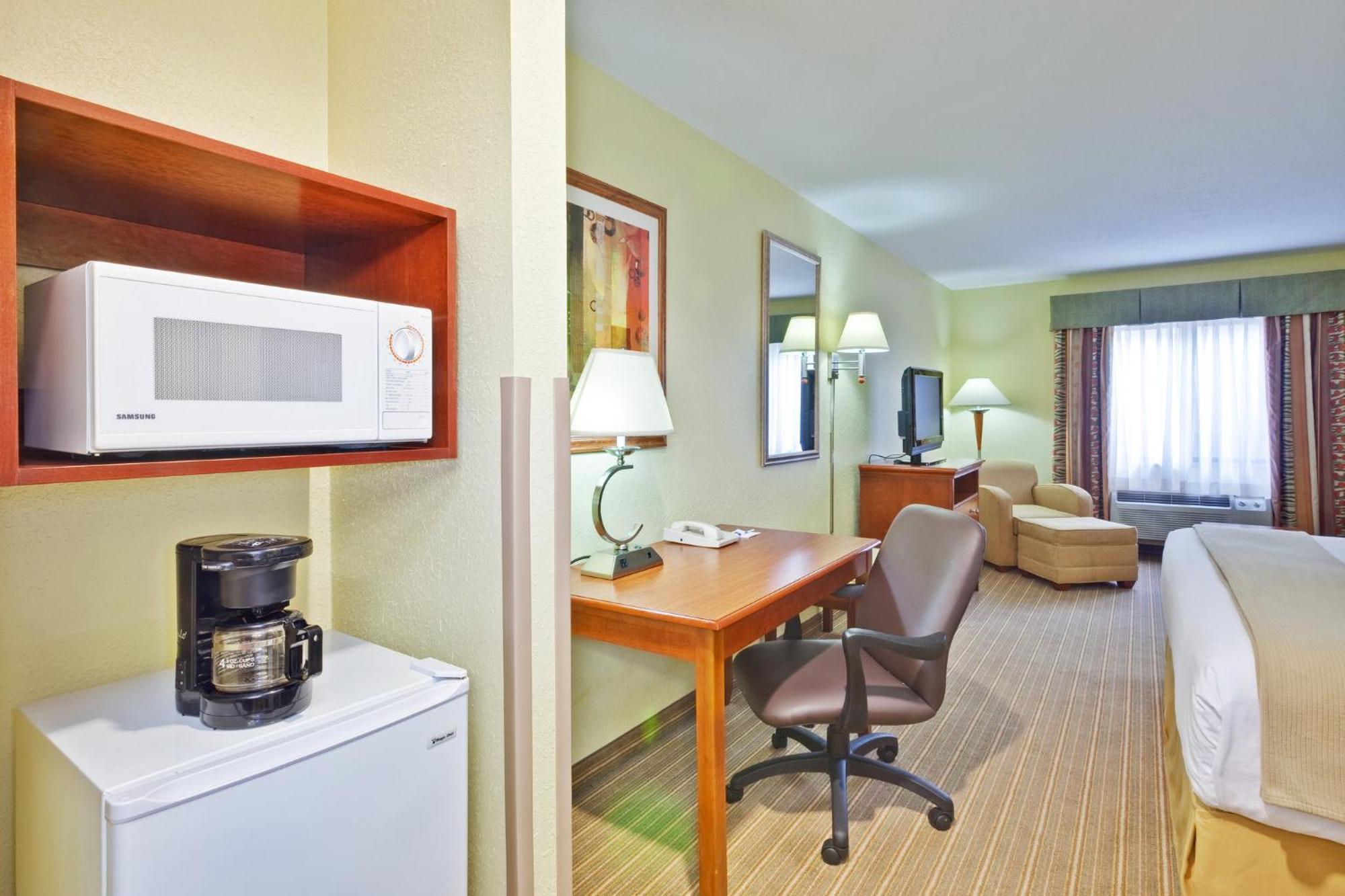 Holiday Inn Express Winfield - Teays Valley, An Ihg Hotel Hurricane Dış mekan fotoğraf